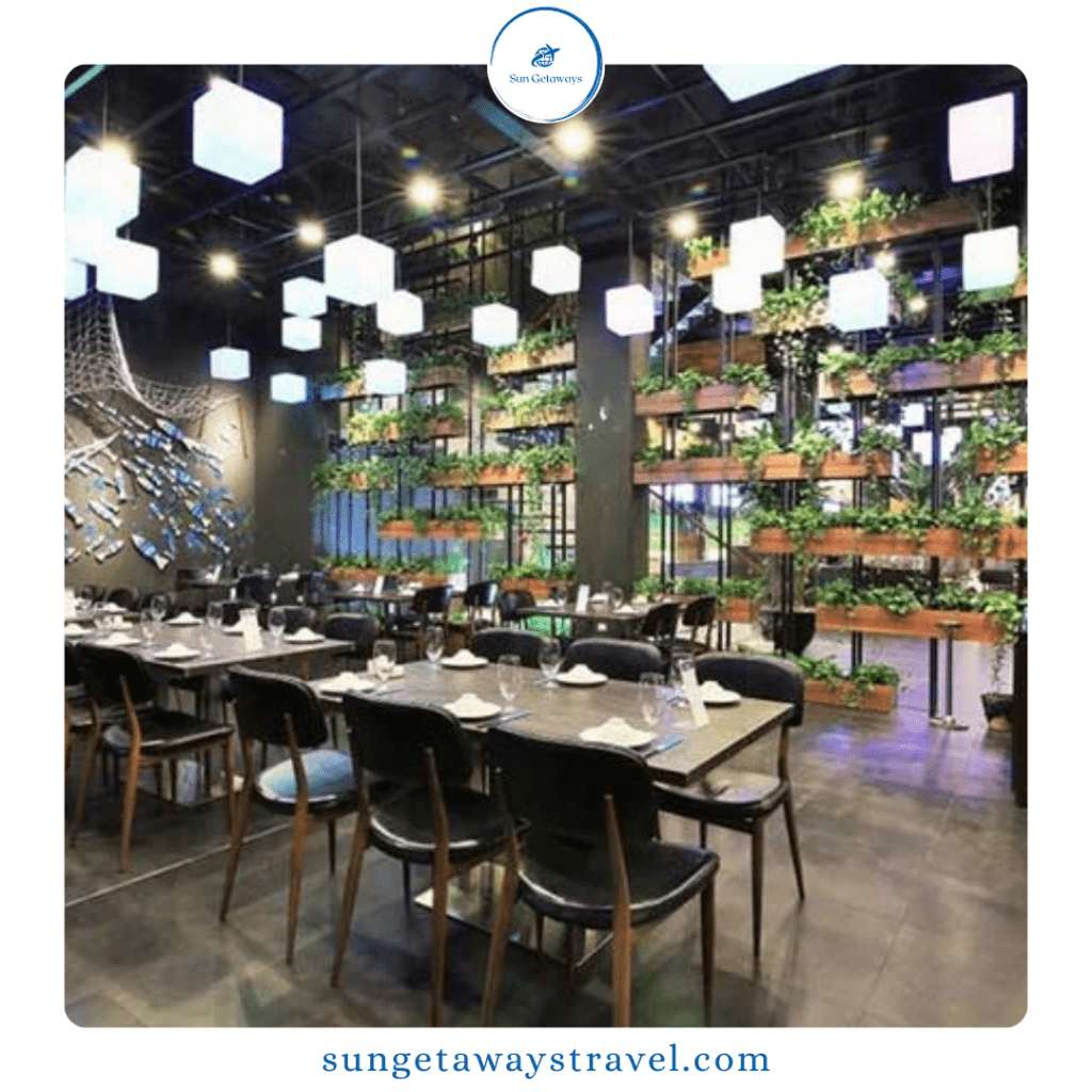 seafood luxury Restaurants hanoi