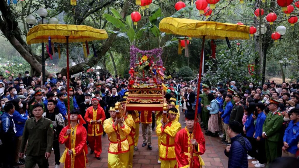 explore Giong Festival Hanoi