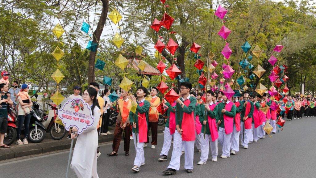 Hue Traditional Craft Festival experience
