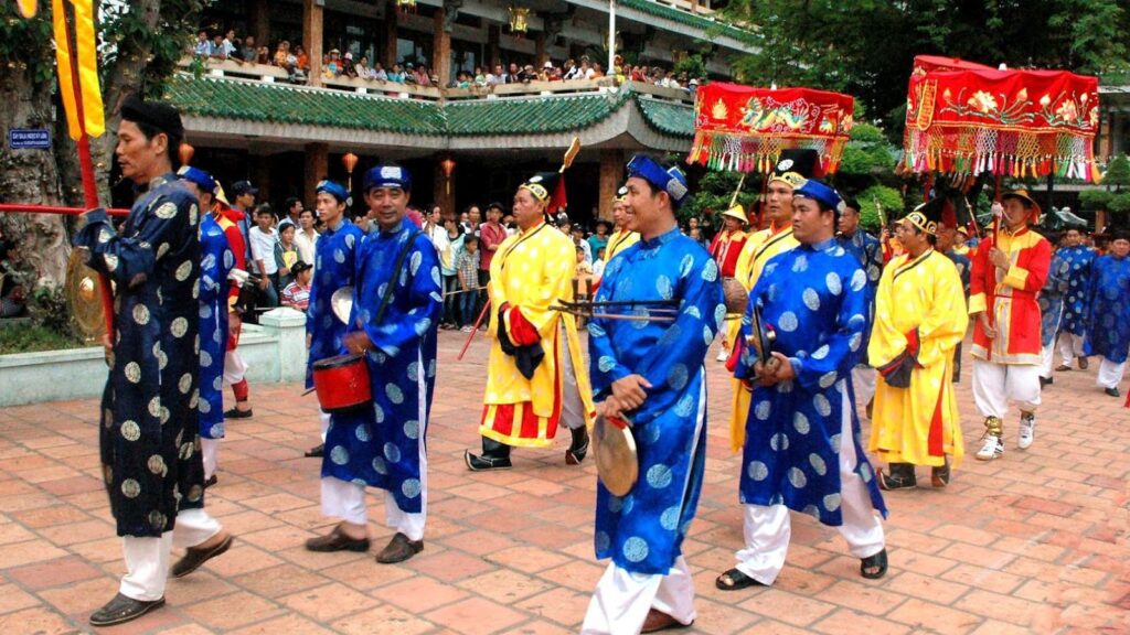 Southern Vietnamese folk festivals ba chua xu